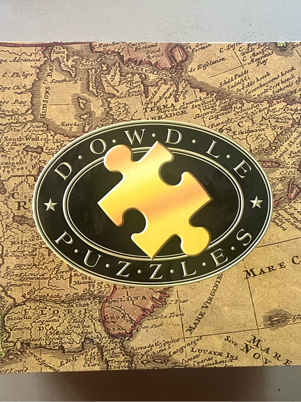 NIB- DOWDLE branded Santa’s workshop puzzle - Picture 2 of 3